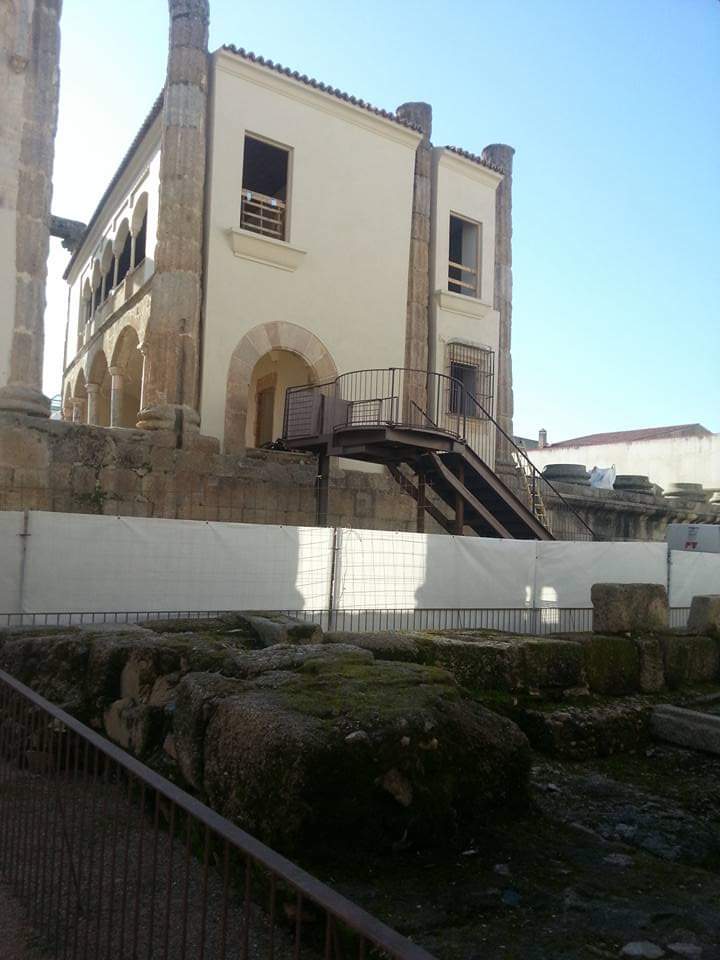 Trabajos de restauración conmemorativos